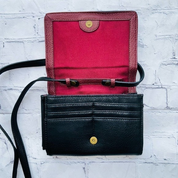 Bass Handbags - Nwot Women’s GH Bass Company Leather Crossbody Purse